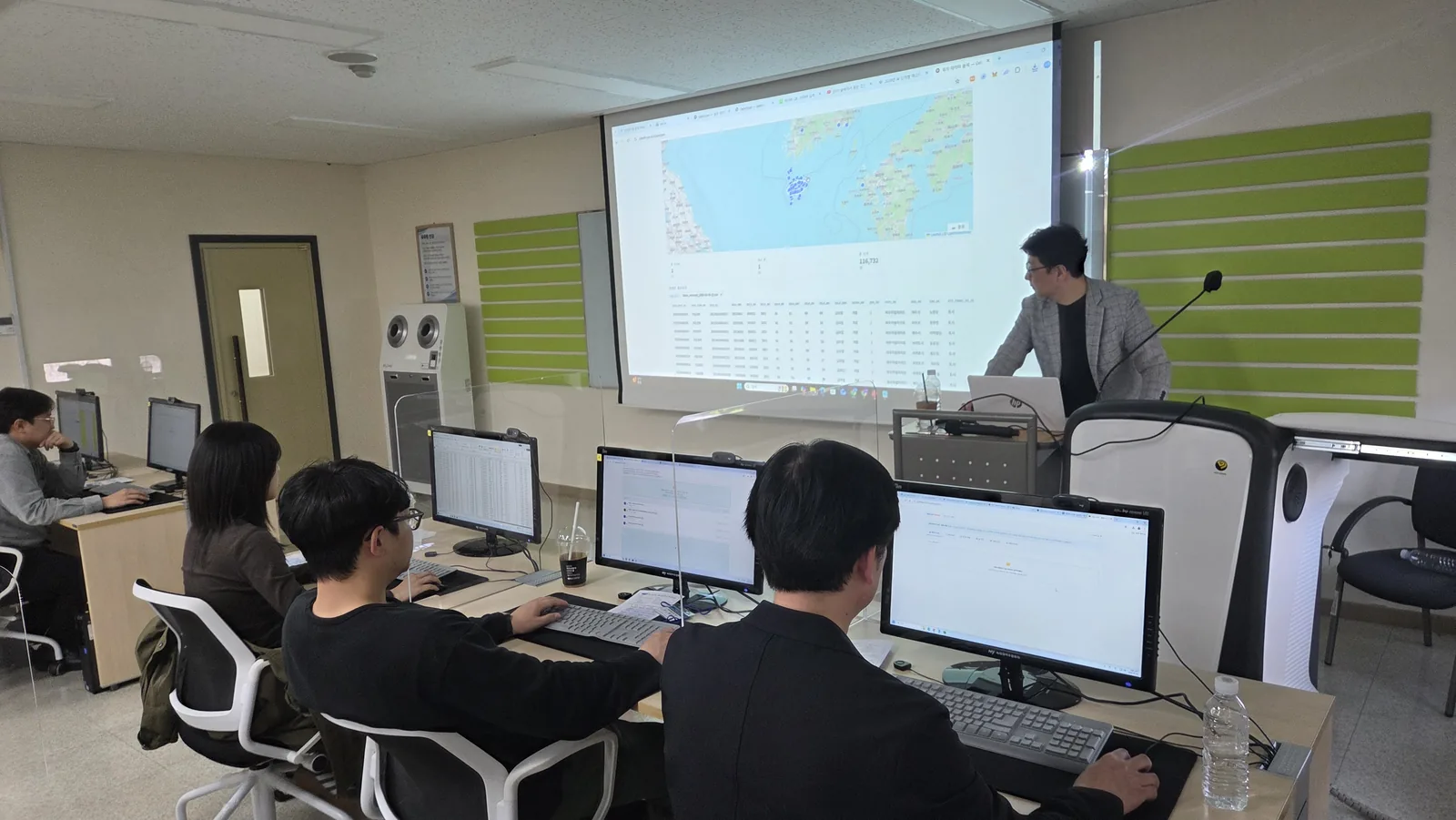 AI 단계별 마스터리더 교육 현장 사진 2