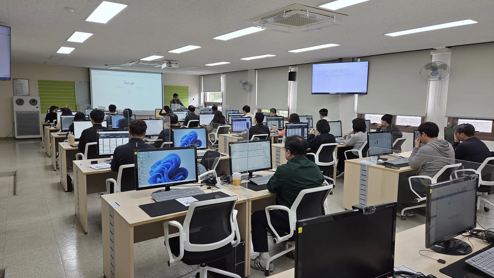 AI 단계별 마스터리더 교육 현장 사진 5