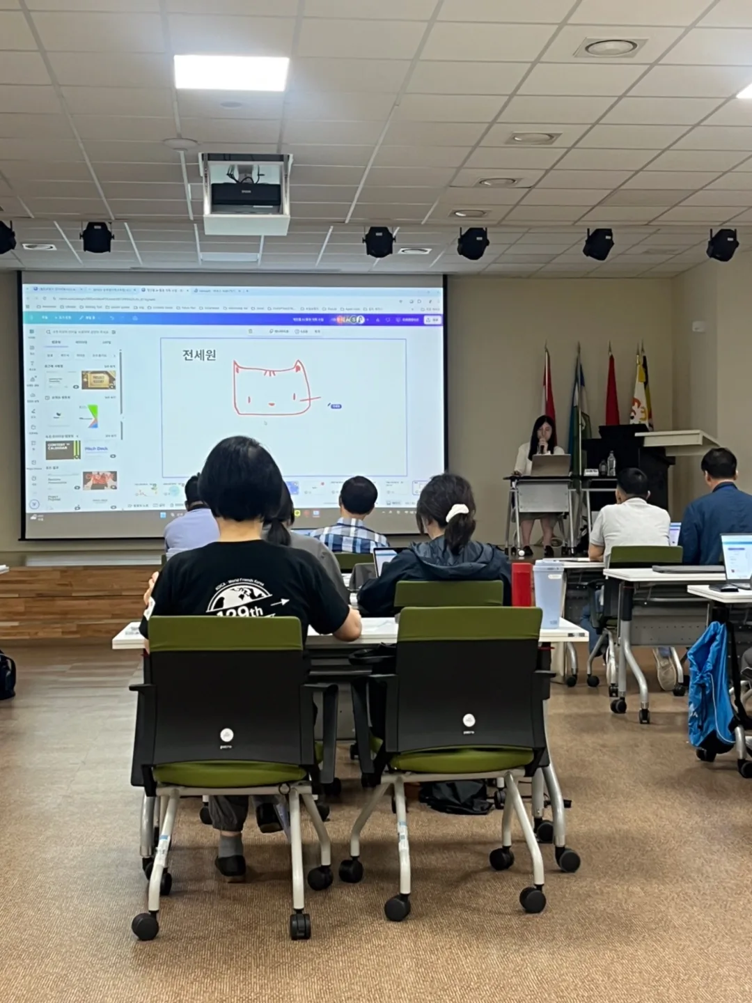 코이카 수준별 AI 활용 디지털 역량 강화 교육 현장 사진 2
