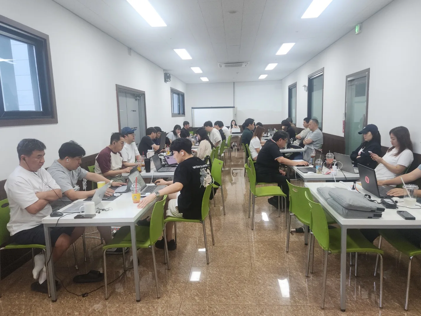 포콘스 전사 AI 활용 워크숍 현장 사진 4